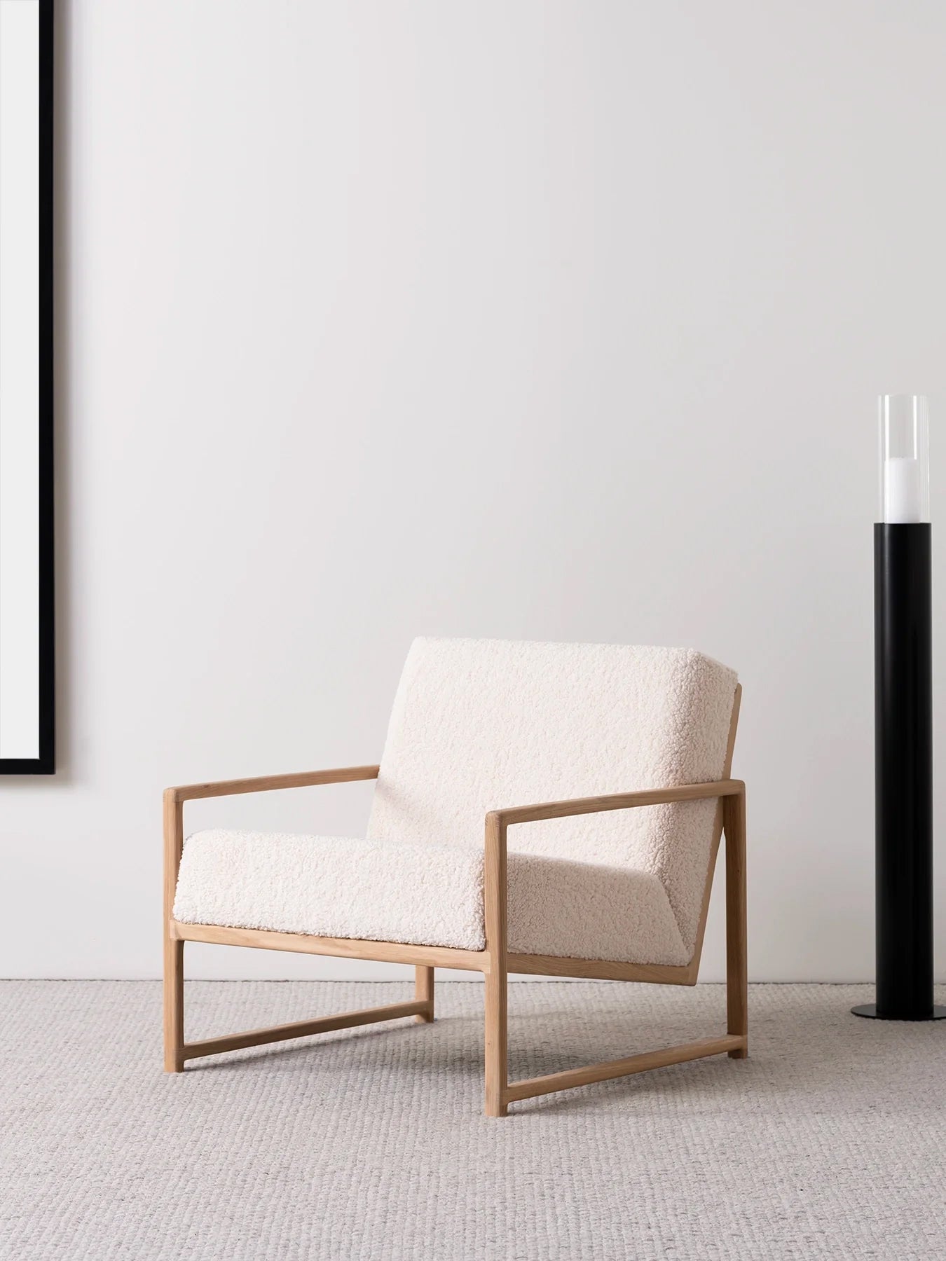 by Crea® Sessel EINAR Eichenrahmen Elfenbein Bouclé Kissen