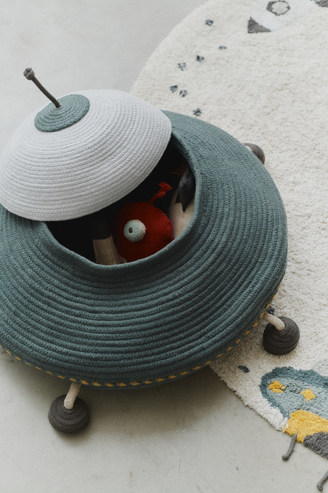 Lorena Canals Basket UFO | 62x62cm - Sir Henrys