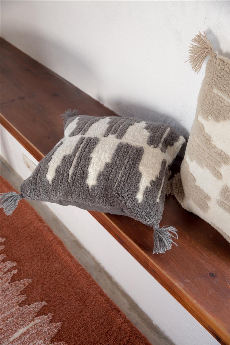 Lorena Canals Kissen NOMADE ZAGROS kohle natur | 50x48cm - Sir Henrys