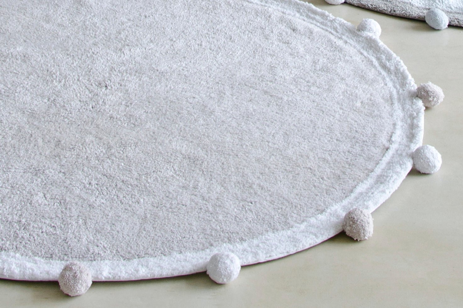Lorena Canals waschbarer Teppich BUBBLY soft grau | 120x120cm - Sir Henrys