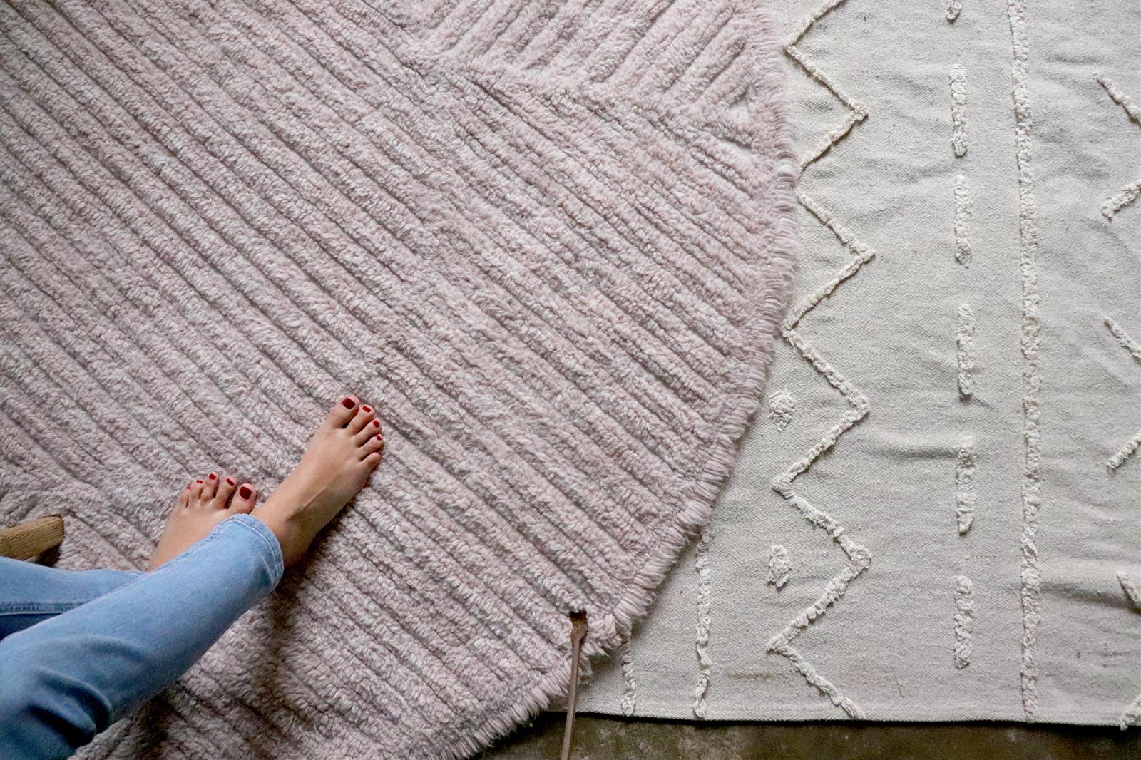 Lorena Canals Wollteppich ROSE TEA | 160x160cm - Sir Henrys