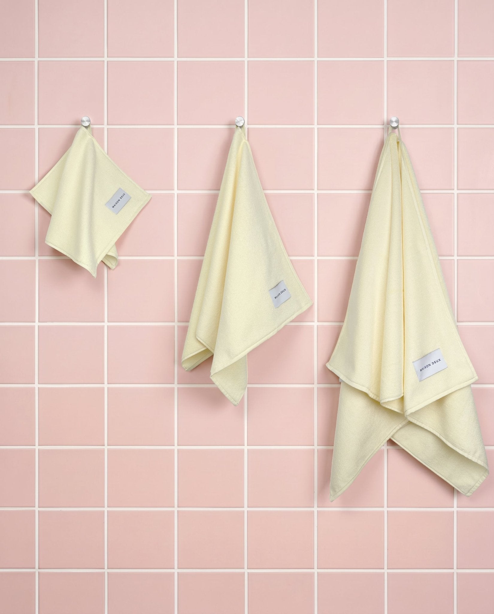 Maison Deux Badetuch SOLID COLOR Butter Yellow | 140x70cm - Sir Henrys