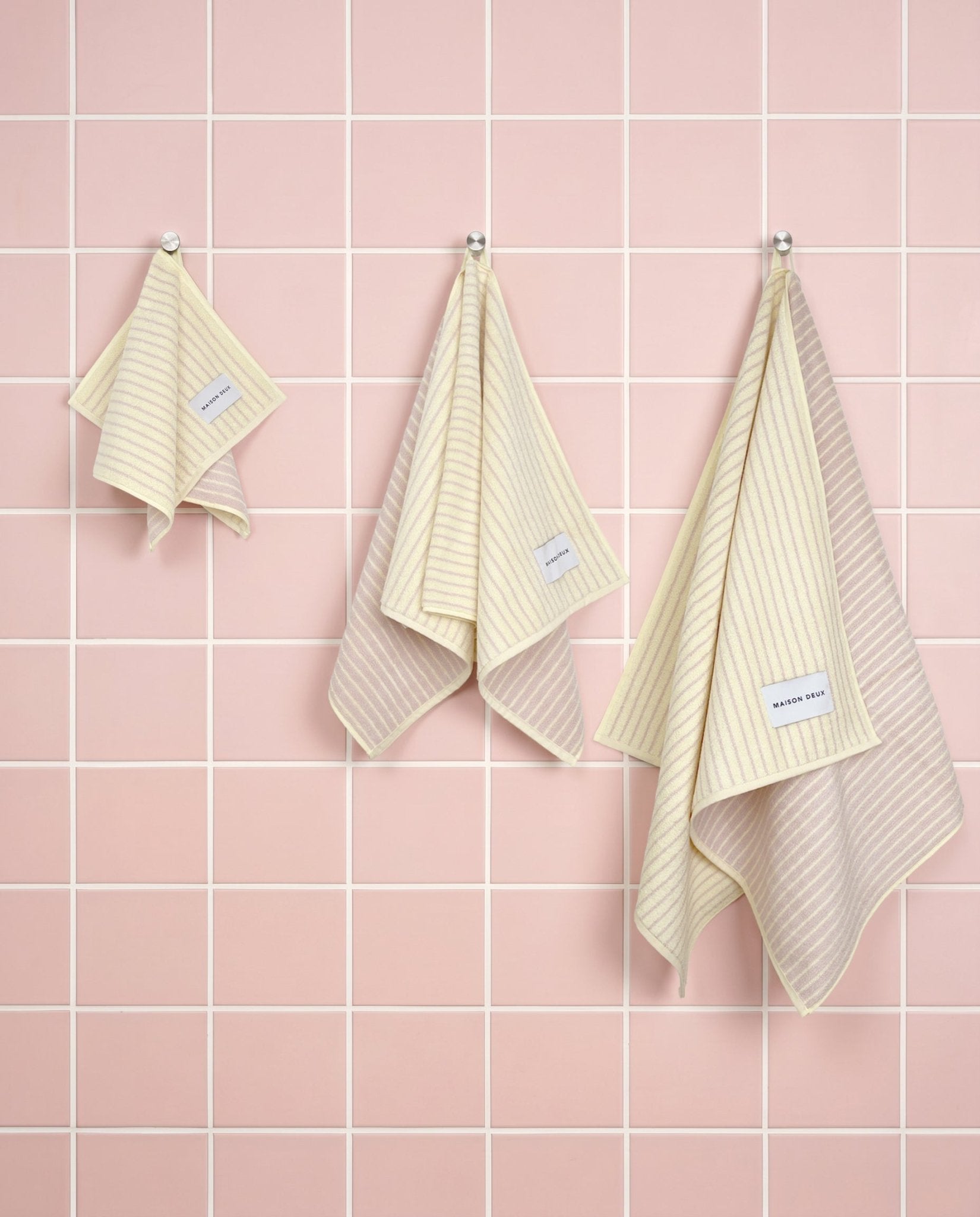 Maison Deux Badetuch STRIPES COLOR Butter Yellow Pink | 140x70cm - Sir Henrys