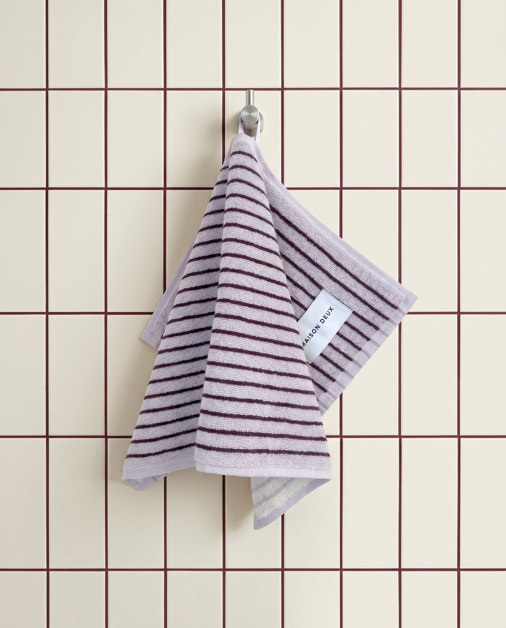 Maison Deux Handtuch STRIPES COLOR Lilac Bordo | 100x50cm - Sir Henrys