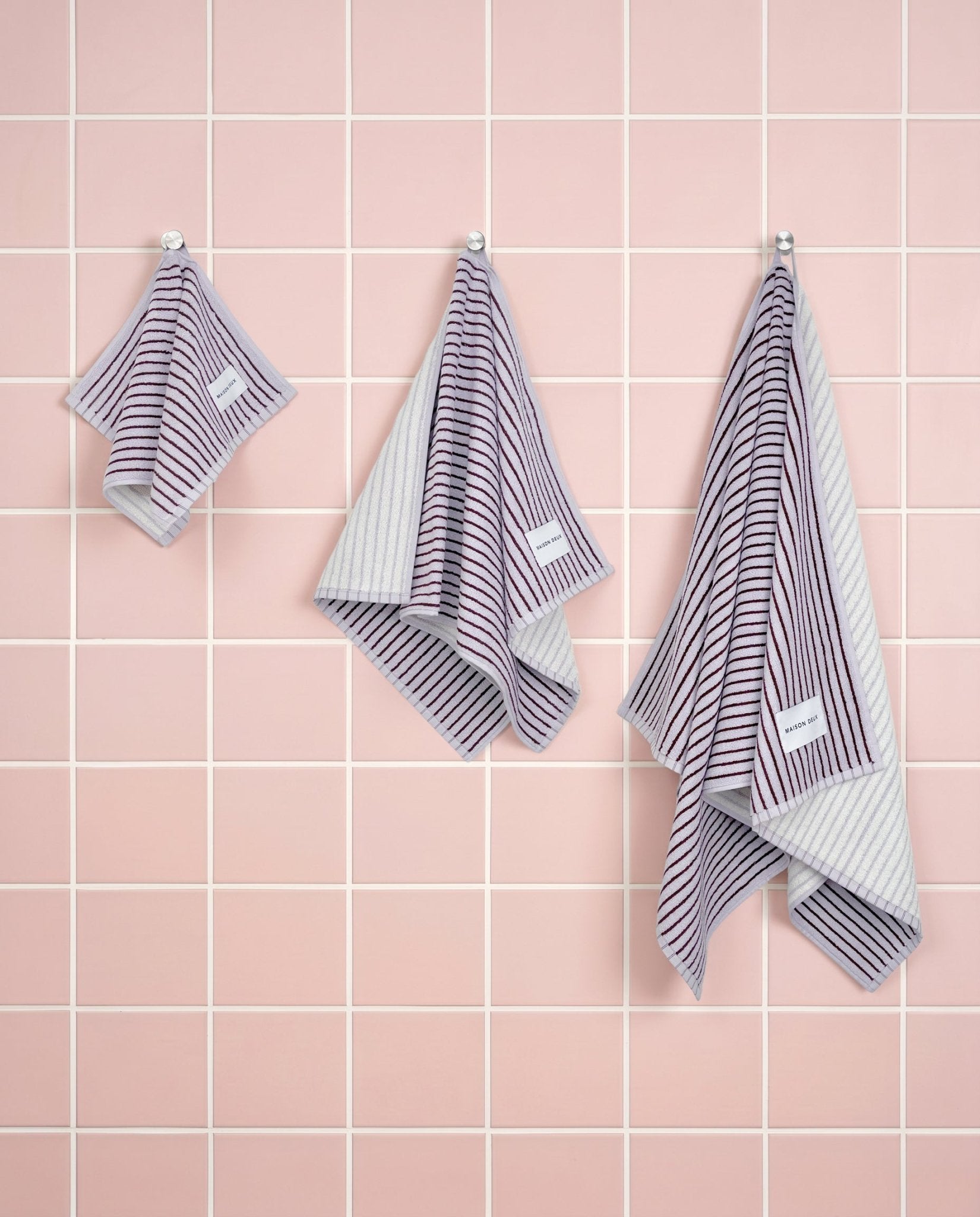 Maison Deux Strandtuch STRIPES COLOR Lilac Bordo | 180x90cm - Sir Henrys