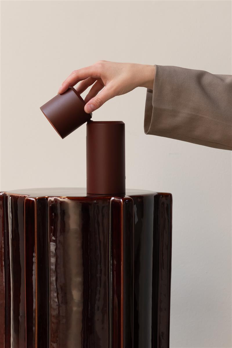 It's about RoMi AKKU Tisch-/Wandleuchte MILAN burgund | 6,5x6,5x19cm