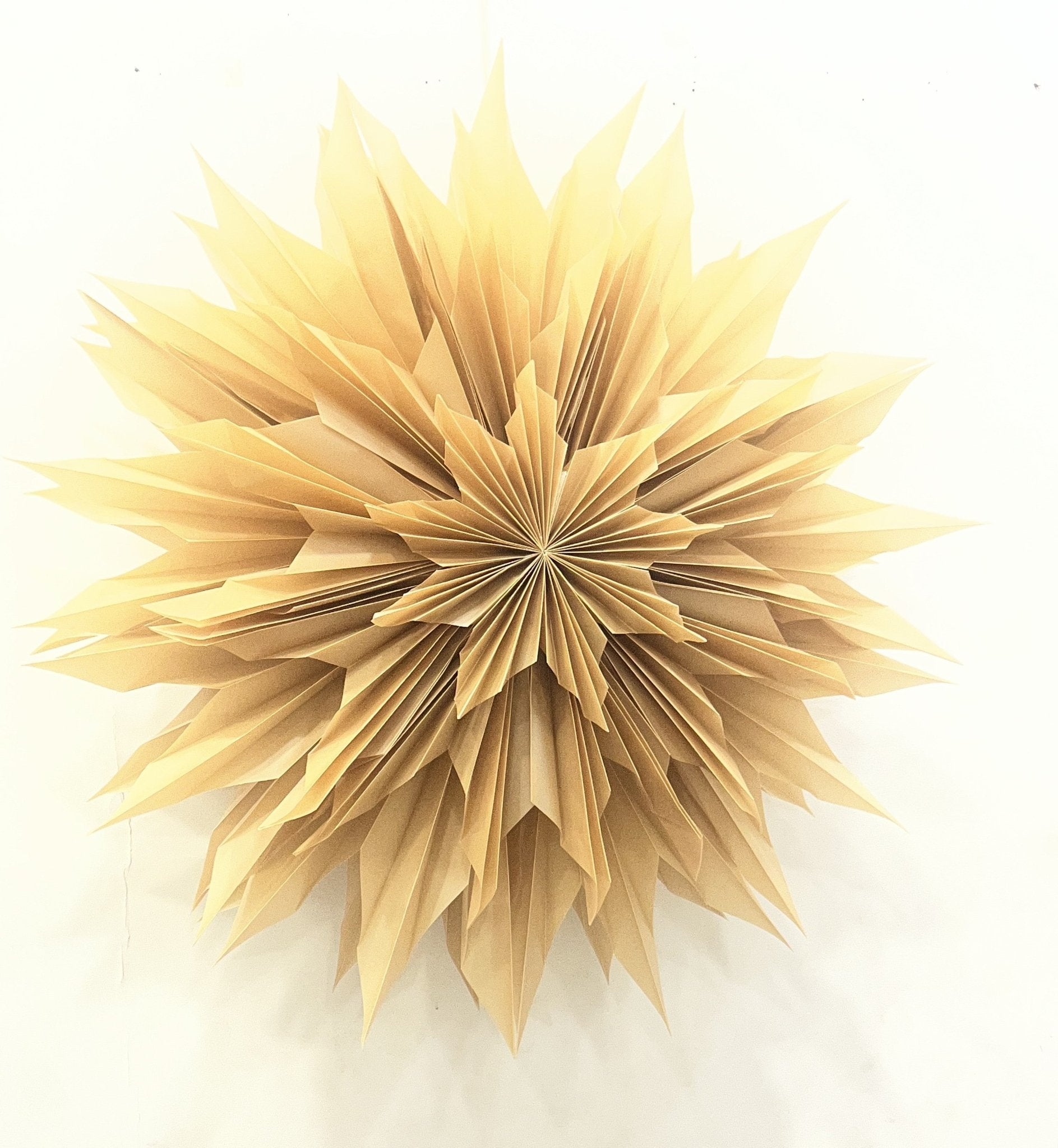 Only Natural Papierstern STAR M gold | Ø 60cm - Sir Henrys