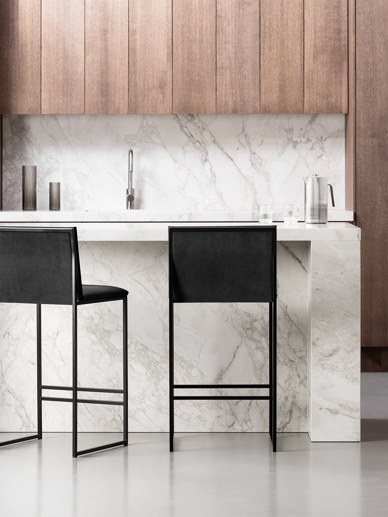 by Crea® Barhocker PHILIP Samt Jade Black