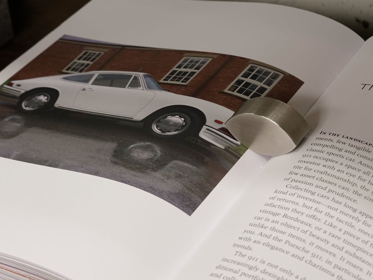 New Mags Buch PORSCHE 911 - ICONS OF EXCELLENCE | 24,5x3x31cm