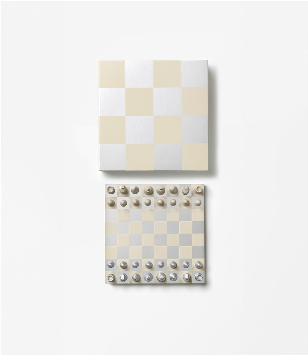 PRINTWORKS Brettspiel CLASSIC - ART OF CHESS beige silber | 28x28x4,5cm