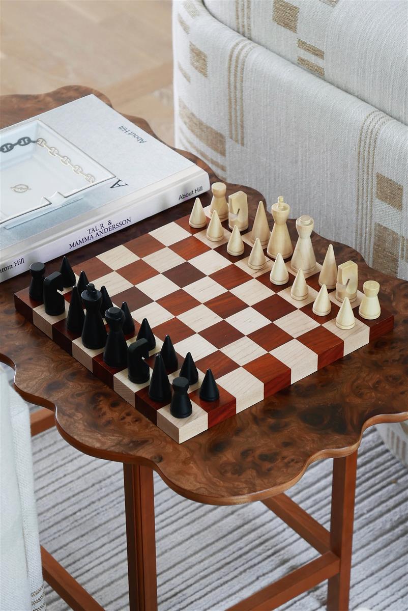 PRINTWORKS Brettspiel WOOD CHESS - THE MODERNIST hellgrau | 30x30,5x6,5cm