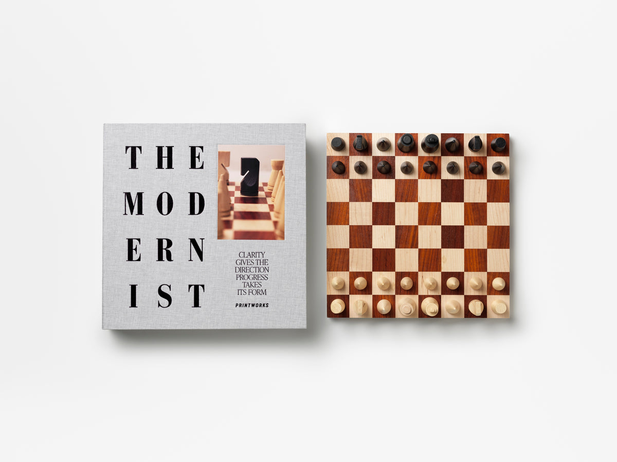 PRINTWORKS Brettspiel WOOD CHESS - THE MODERNIST hellgrau | 30x30,5x6,5cm