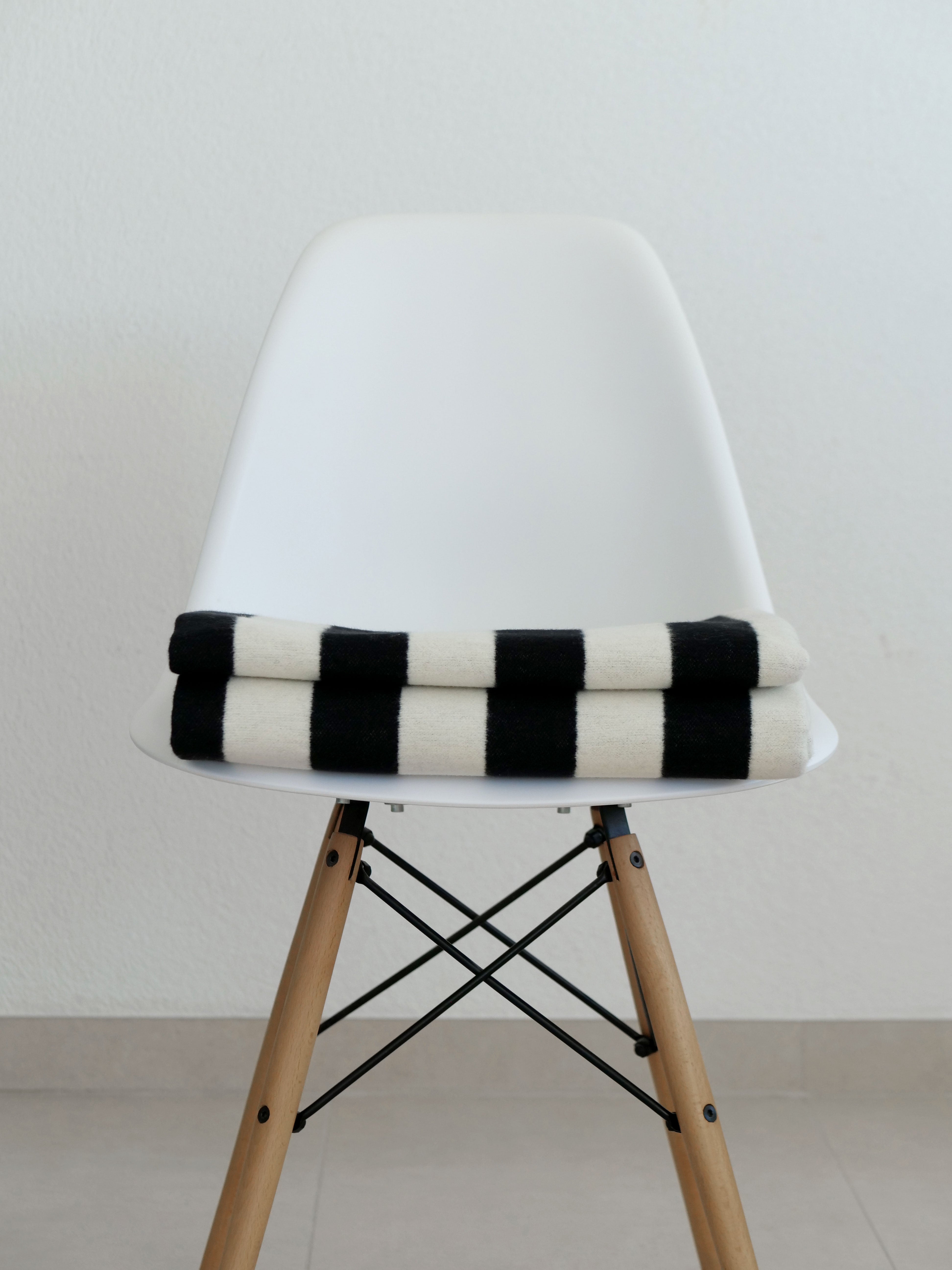 RIEMA Kuscheldecke SVEA Streifen schwarz creme | 150x200cm