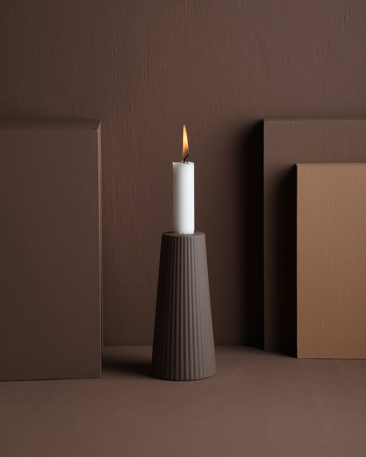 Storefactory Kerzenhalter LINGHED S Keramik braun | Ø 6x15 cm - Sir Henrys