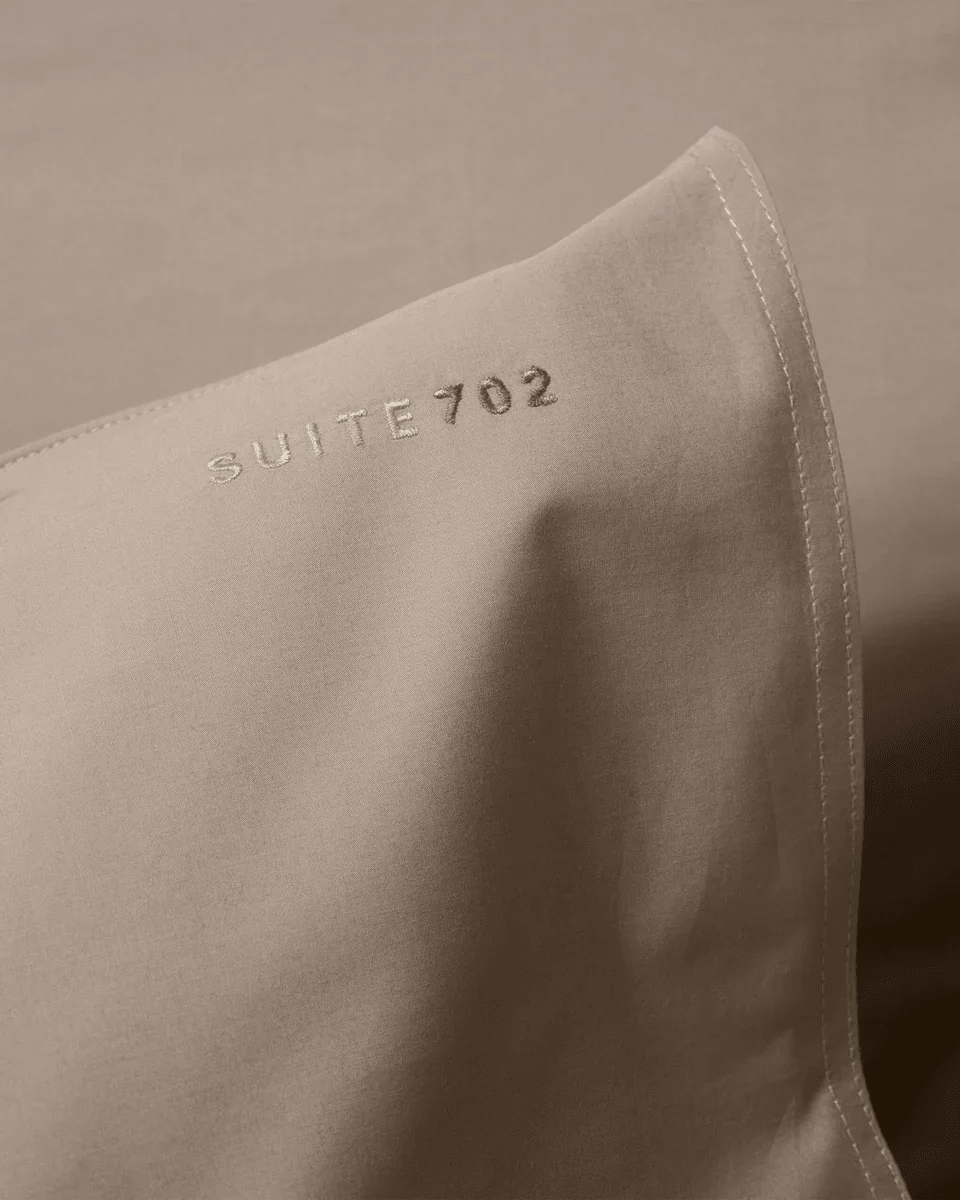 Suite702 Kissenbezug BEDMATE 180 CAMEL beige | 50x180cm - Sir Henrys