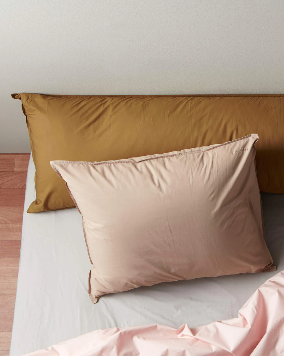 Suite702 Kissenbezug BEDMATE 180 KHAKI GOLD  | 50x180cm