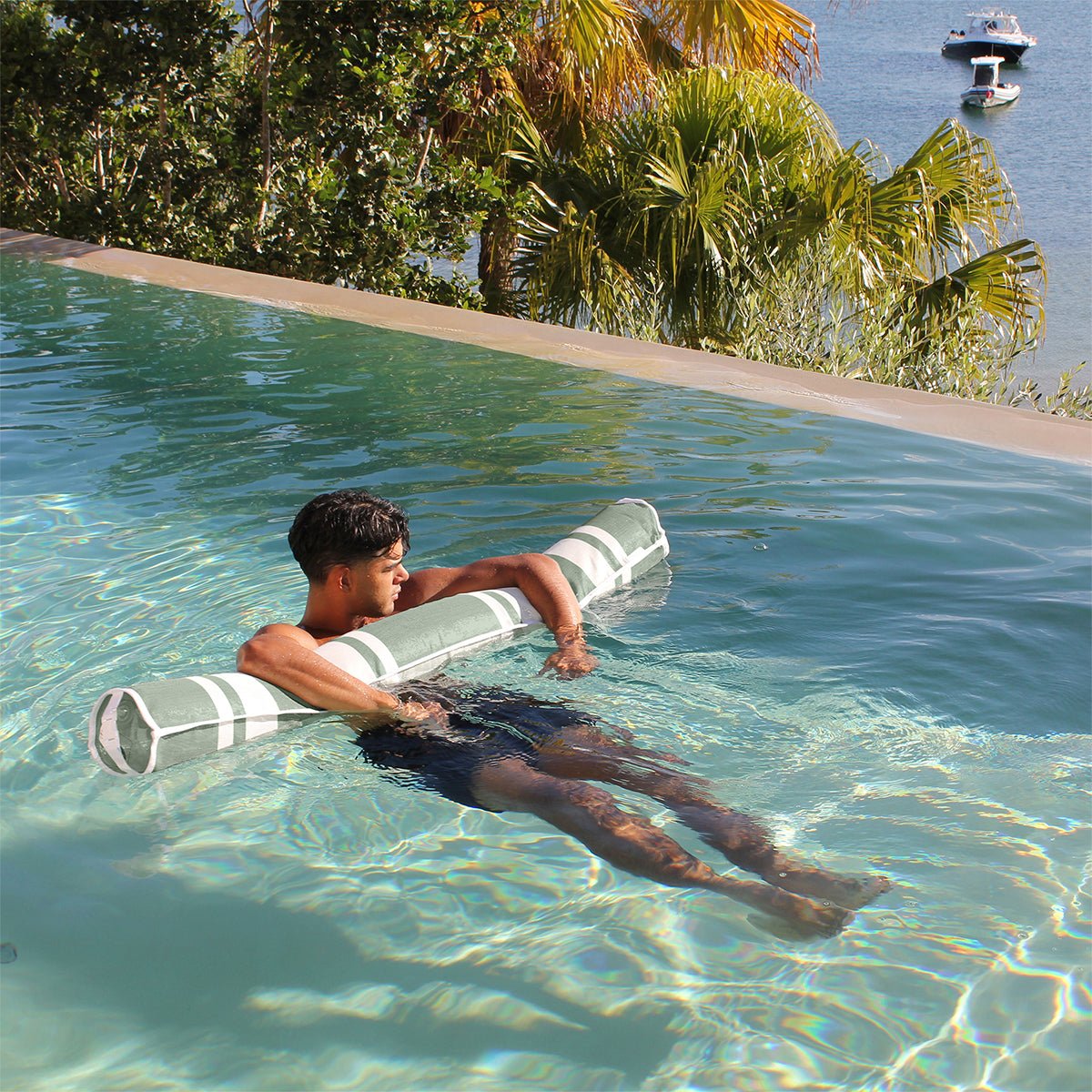 Sunnylife Poolnudel MESH SEAGRASS salbei creme | 139cm - Sir Henrys