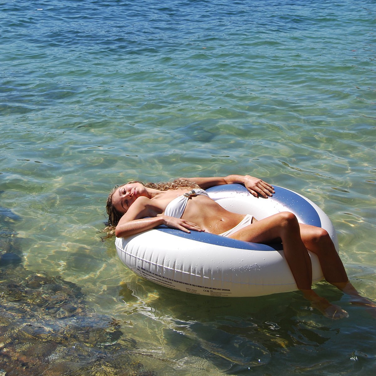 Sunnylife Schwimmring STRIPE | 106cm - Sir Henrys