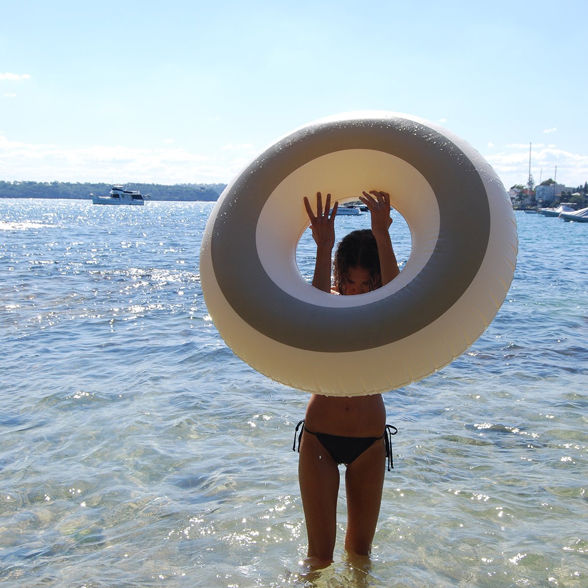 Sunnylife Schwimmring STRIPE | 106cm - Sir Henrys