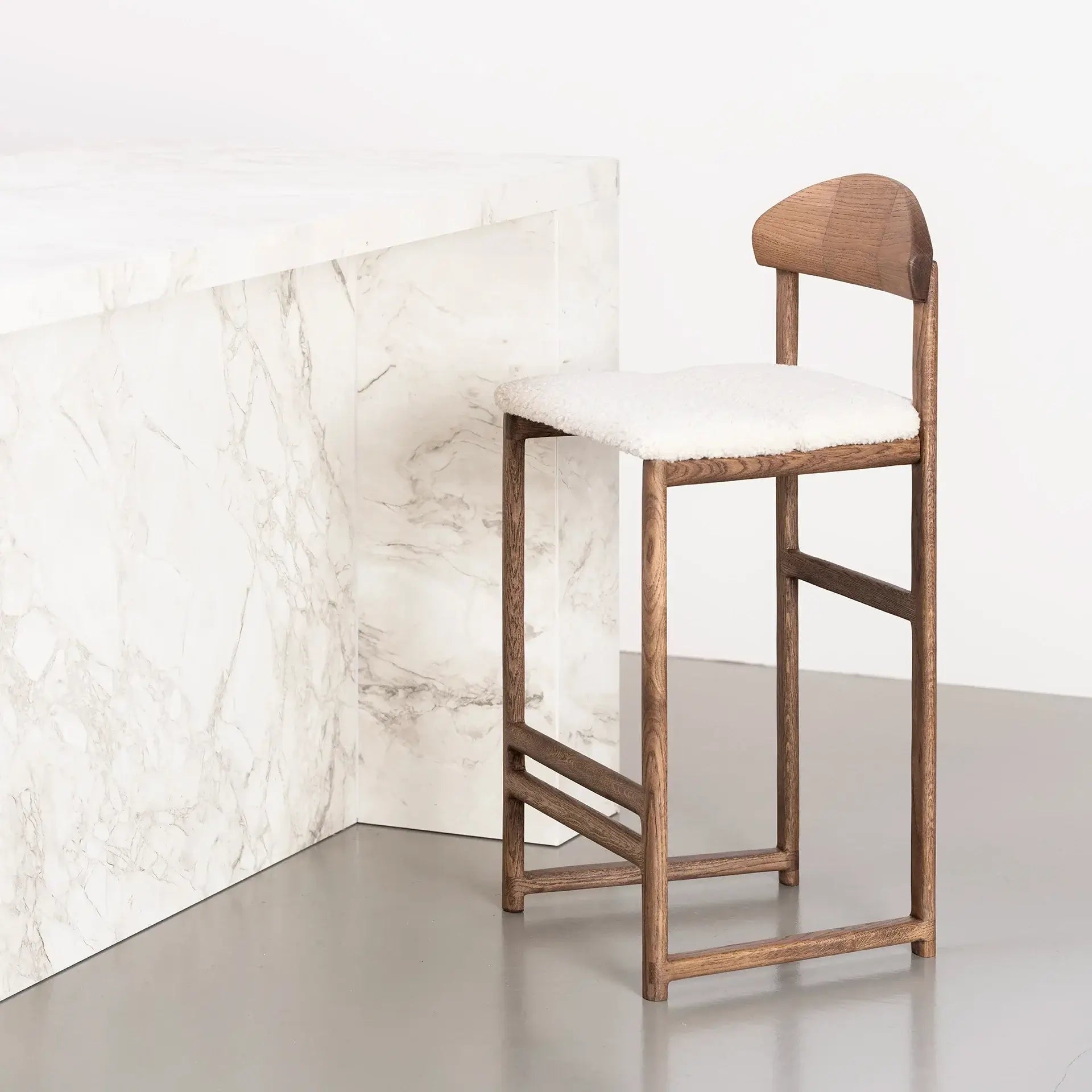 by Crea® Barhocker TED Dunkle Eiche Bouclé Ivory