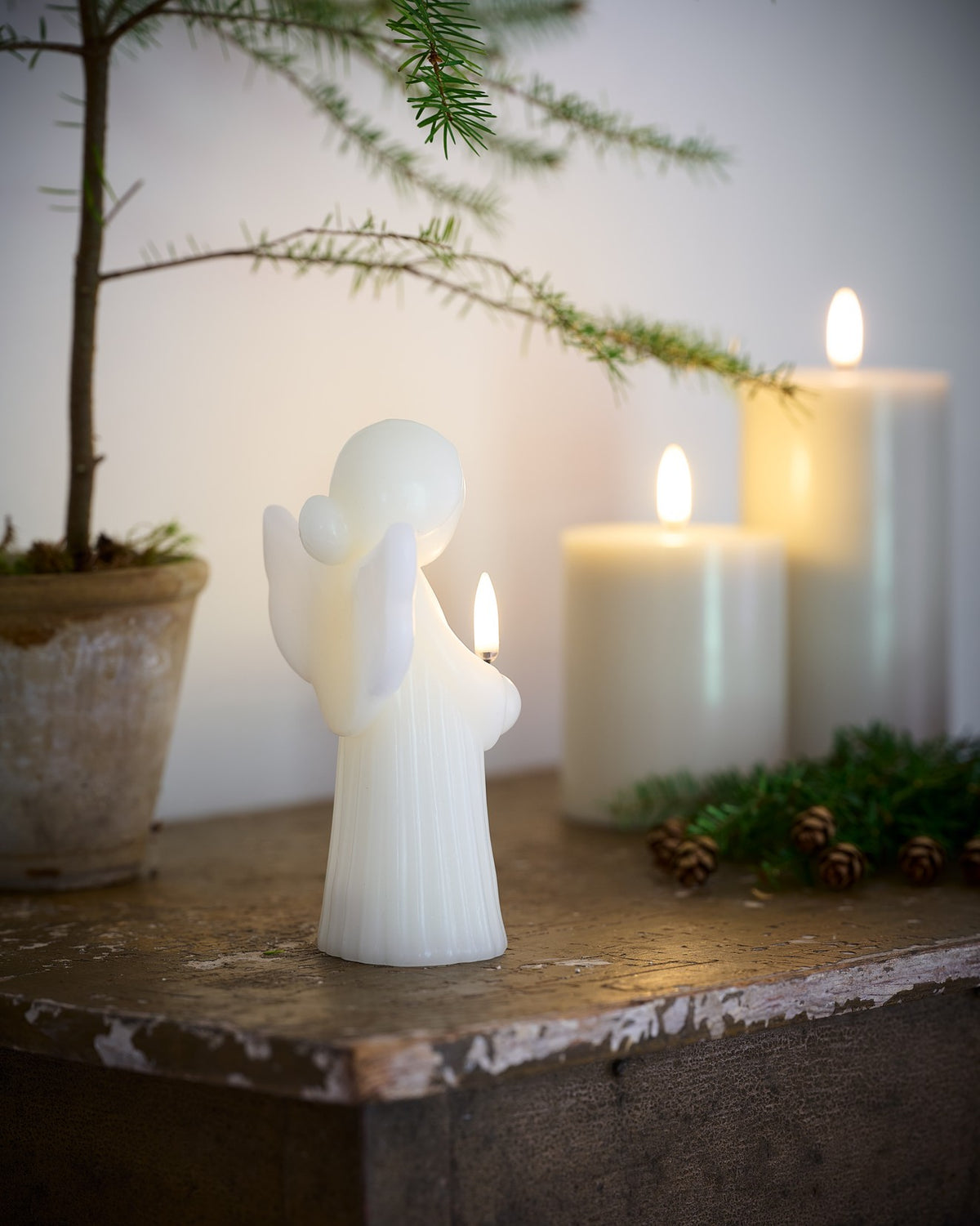 UYUNI Lighting LED Kerze ANGEL oyster grey | Ø 11x15,5 cm