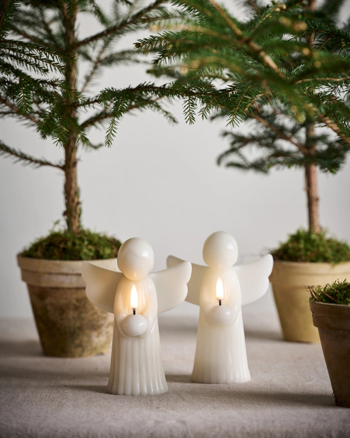 UYUNI Lighting LED Kerze ANGEL oyster grey | Ø 11x15,5 cm