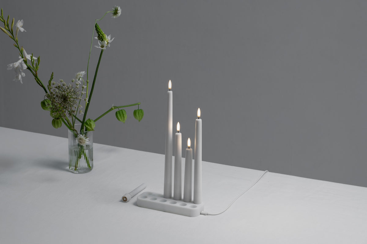 UYUNI Lighting Ladestation LED STABKERZEN für 12 Stück | 18,5x 6,5cm