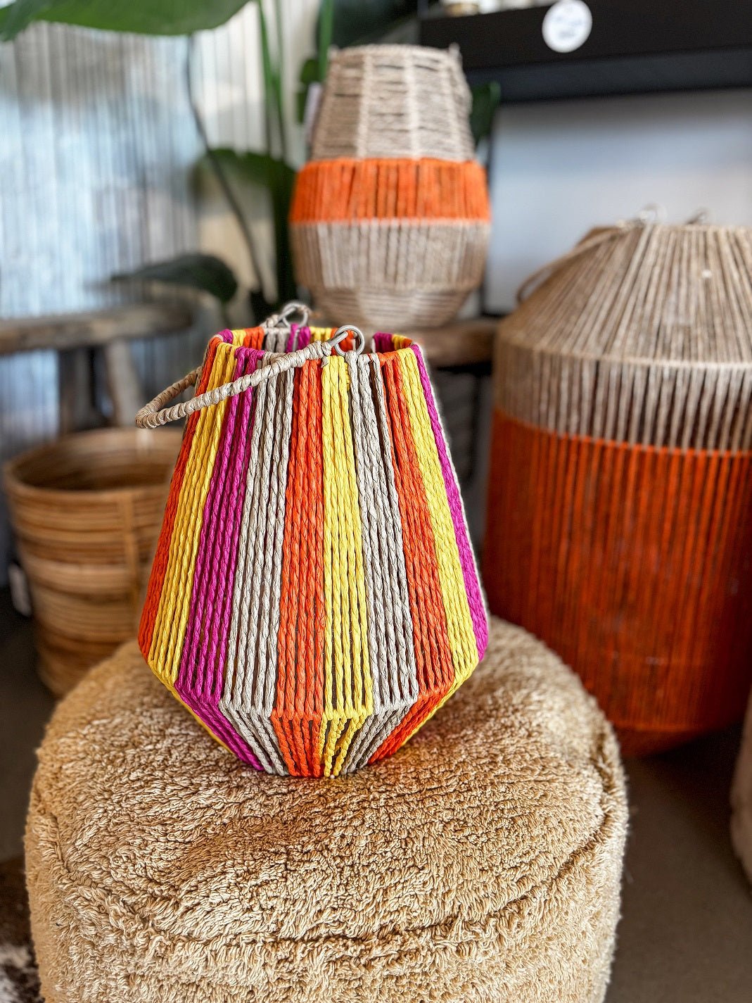 Van der Leeden Laterne STRIPED Jute Natur/Gelb/Orange/Fuchsia M | Ø26cm H30cm - Sir Henrys