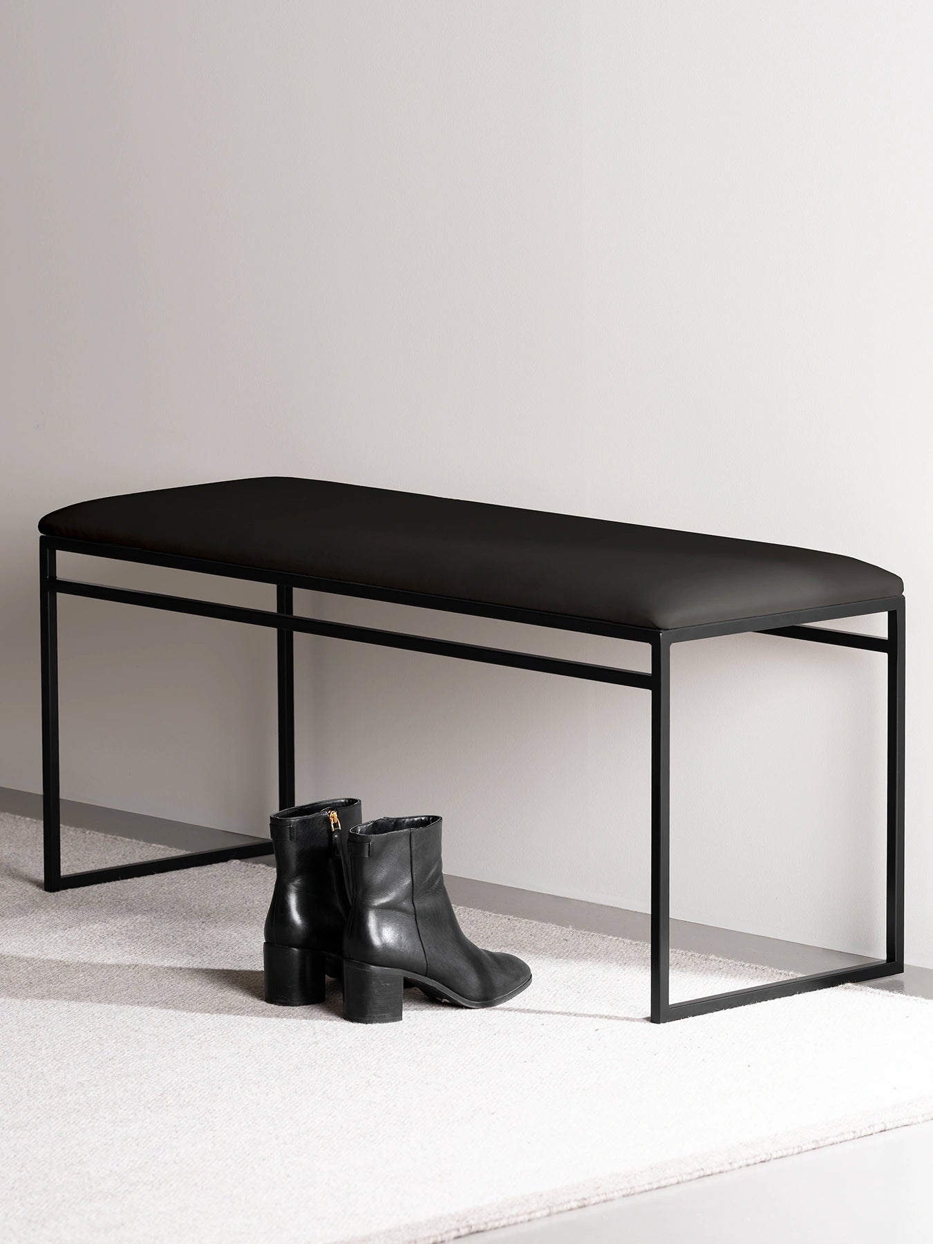 by Crea® Sitzbank WILMA Jadeschwarzes Leder