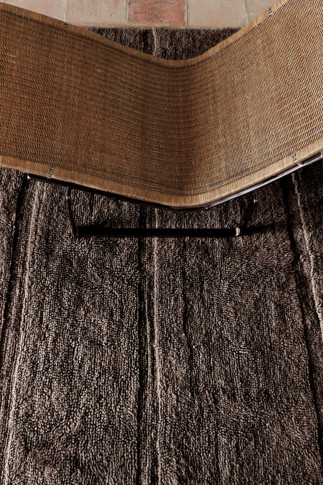 Lorena Canals Wollteppich Steppe - Sheep Brown | 230x80cm