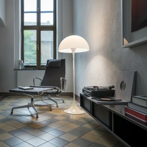 Louis Poulsen Stehleuchte PANTHELLA FLOOR opal weiß...