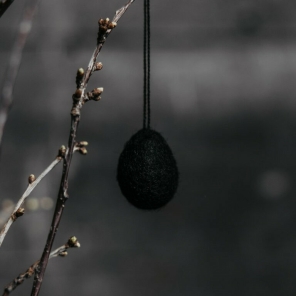Storefactory Deko Osterei ULLAS S schwarz | 2x3 cm