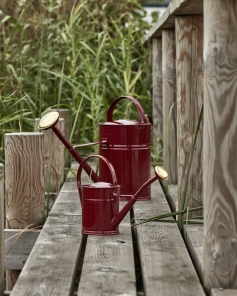 House Doctor Gießkanne WAN burgund