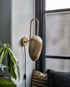 House Doctor Wandleuchte SWAN antike messing