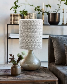 House Doctor Tischlampe FLORIE sand