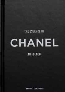 New Mags Buch THE ESSENCE OF CHANEL | 22x15x2 cm