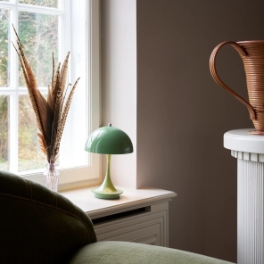 Louis Poulsen Tischleuchte PANTHELLA 160 PORTABLE V3 opal...