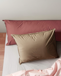 Suite702 Kissenbezug bedmate 160 BRIQUE RED rot |50x160cm