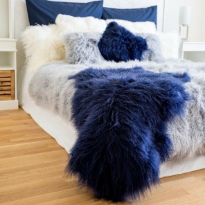 Fibre by Auskin Tibetlammfell CORNSILK blau | 80cm