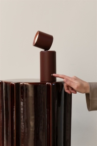 Its about RoMi AKKU Tisch-/Wandleuchte MILAN burgund |...